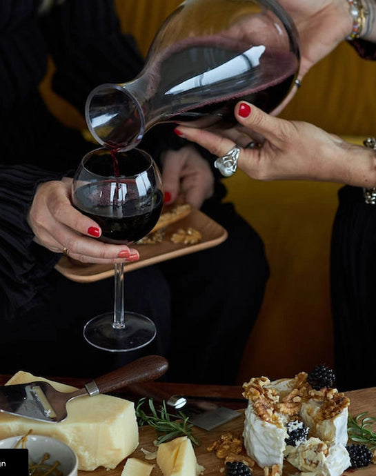 Nature Red Wine Carafe with Cork Stopper