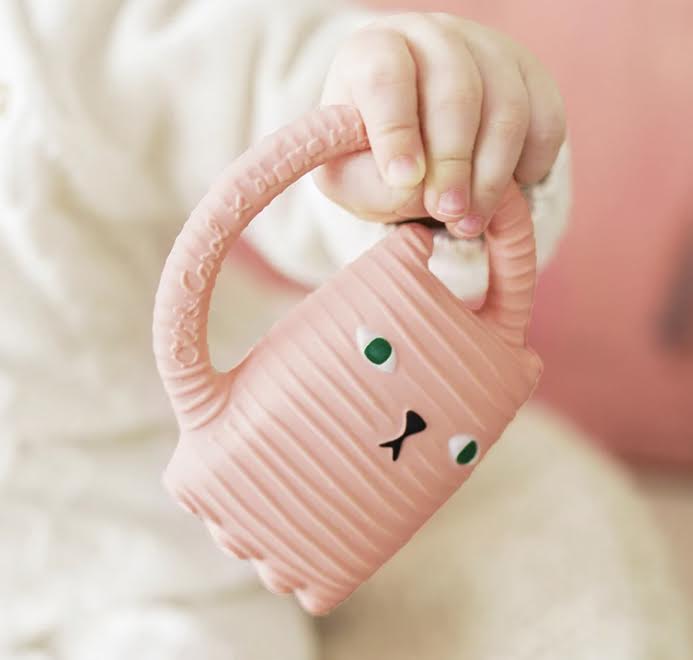 Ginge Cat, Oli&Carol x Donna Wilson