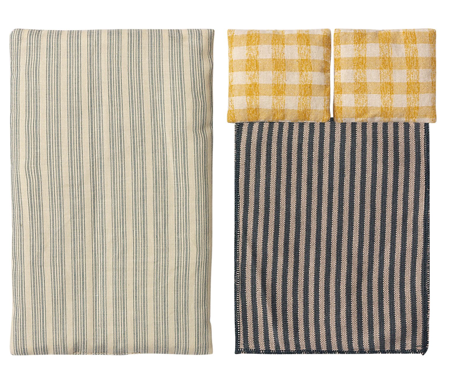 Mum & Dad Mice in a Cigar Box