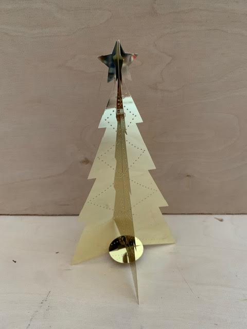 7" Gold Metal Tree