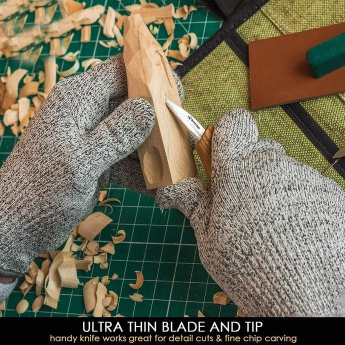 Beaver Craft Starter Chip and Whittle Knife Set with Accessories