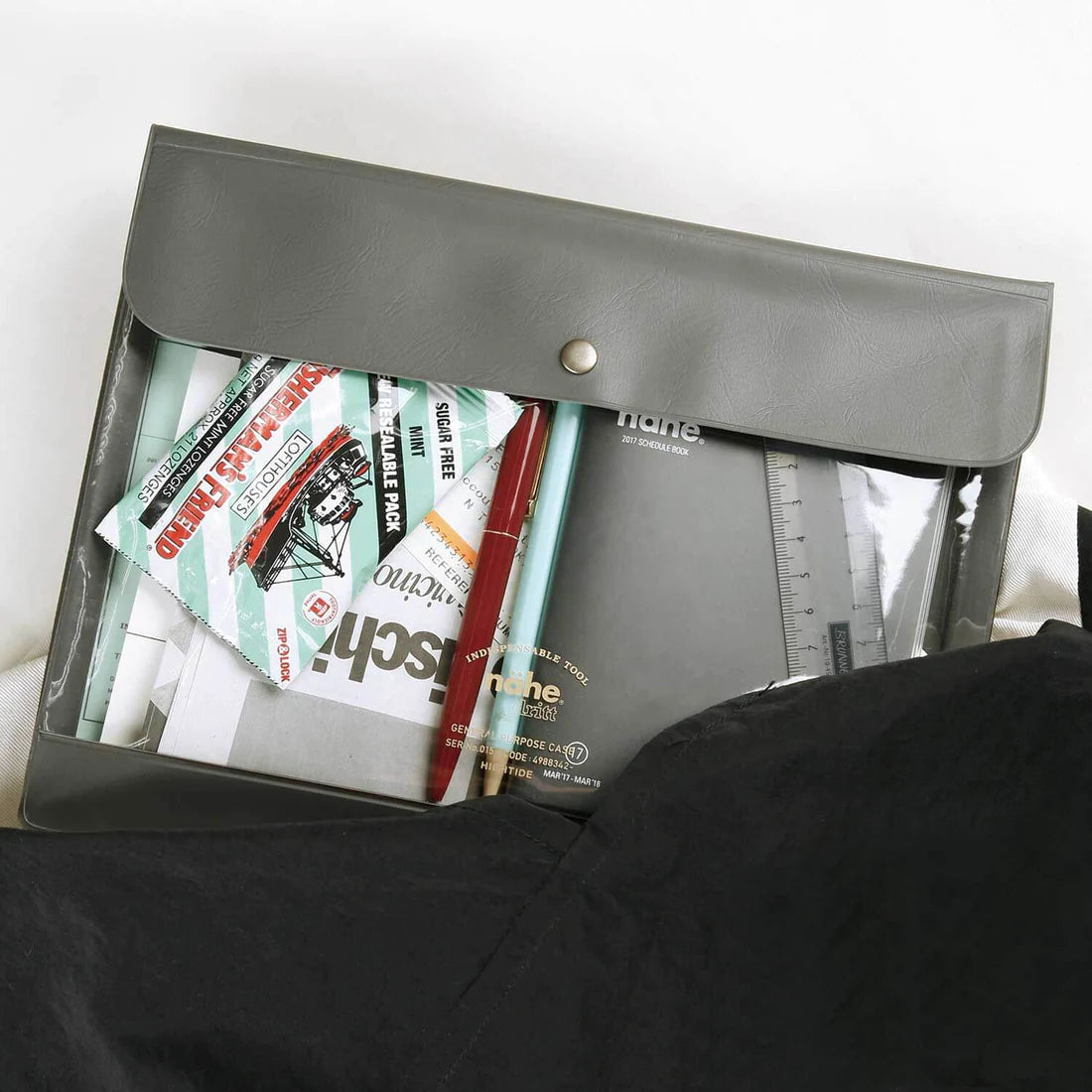 Nahe Travel Organizer