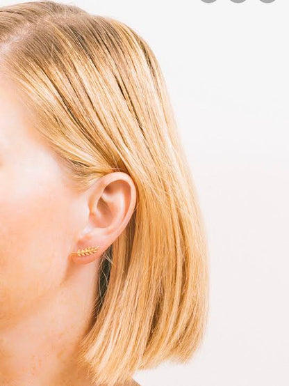 Lily Leaf Ear Climber