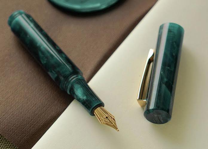 Marbled Fountain Pen