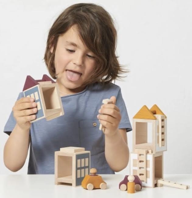 Lubu Lona Autumnvale Lubu Town