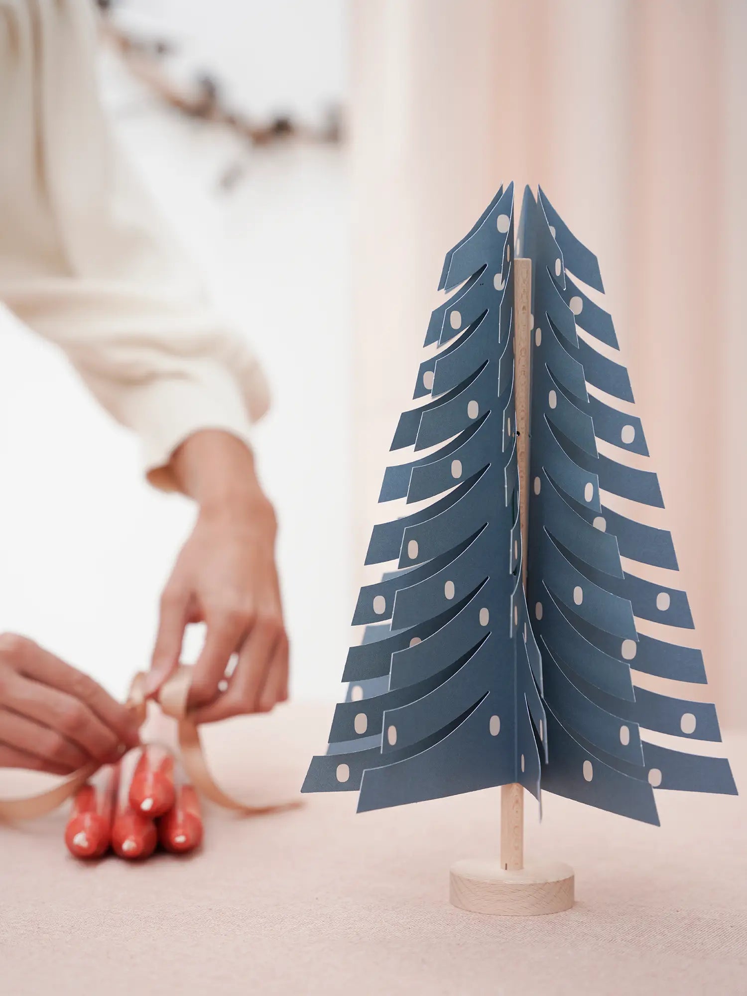 Jurianne Matter: DIY Fir Tree